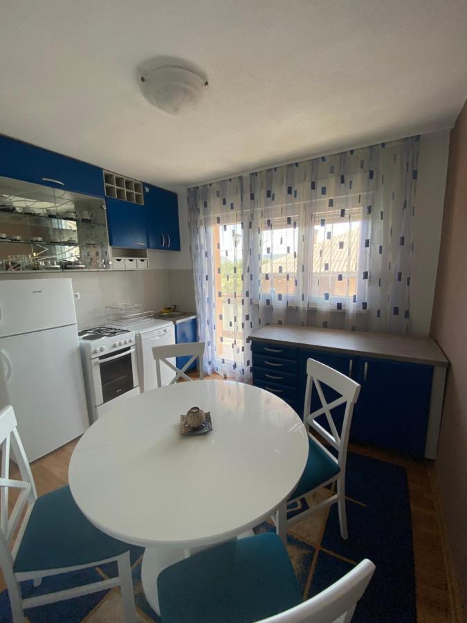 Apartman “Iva” Apartment Drvar Luaran gambar