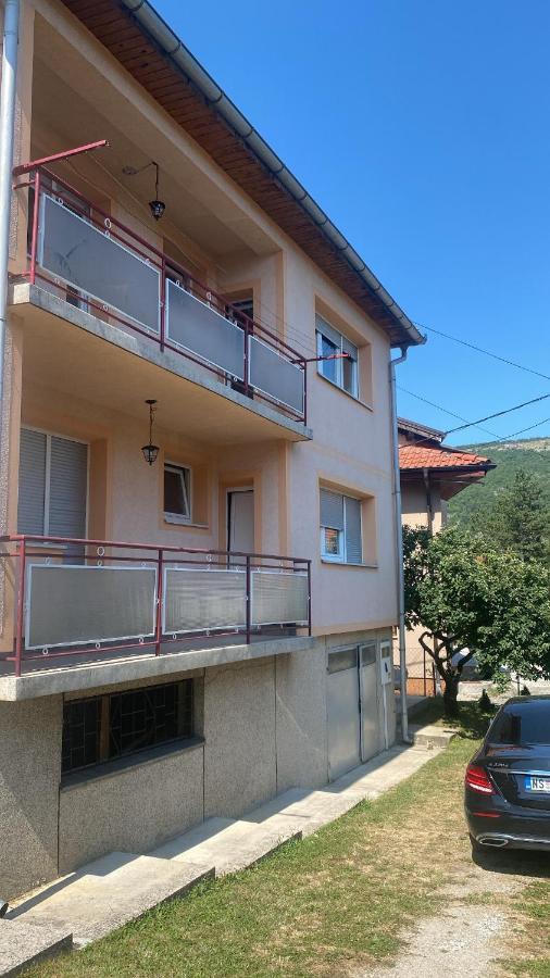 Apartman “Iva” Apartment Drvar Luaran gambar